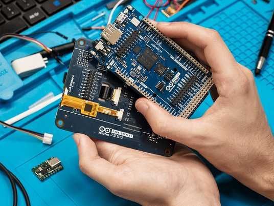 Arduino GIGA Display Shield / ASX00039 придбати. Інтернет магазин