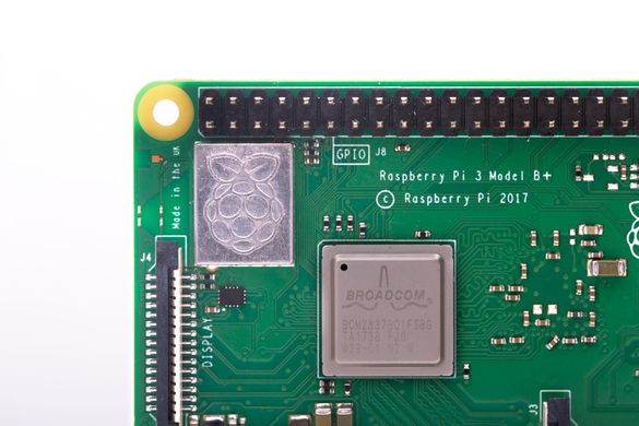 Микрокомпьютер Raspberry Pi 3 Model B+