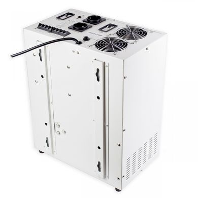 Гібридний інвертор Volt Polska SINUS PRO 2200 S 12/230V (1400/2200W) + 60A MPPT