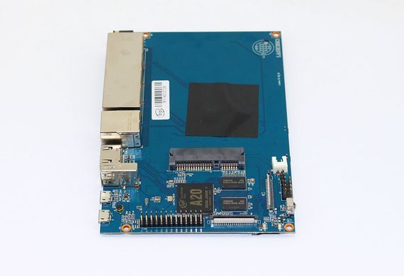 Мікрокомп'ютер Banana Pi R1