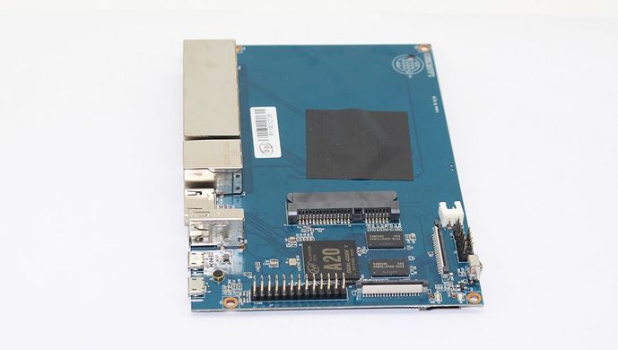 Мікрокомп'ютер Banana Pi R1